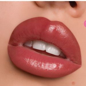 KAB cosmetics lip kit
